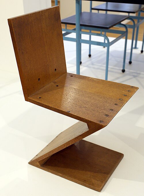Zig-Zag Chair by Gerrit Rietveld